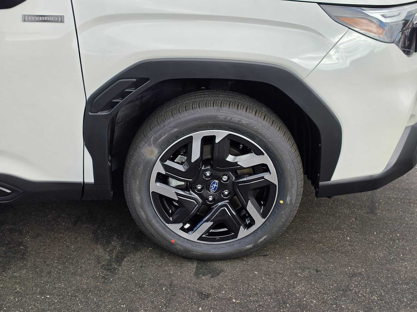 2026 Subaru FORESTER Premium Hybrid