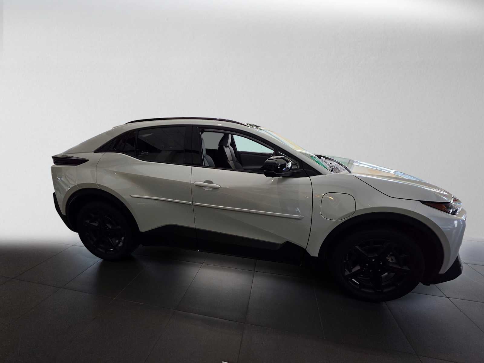2027 Subaru UNCHARTED GT