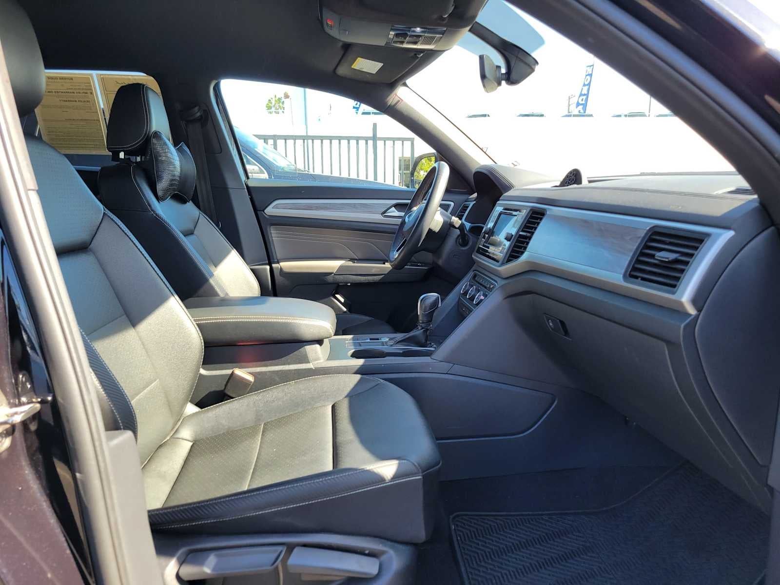 2023 Volkswagen Atlas Cross Sport 2.0T SE