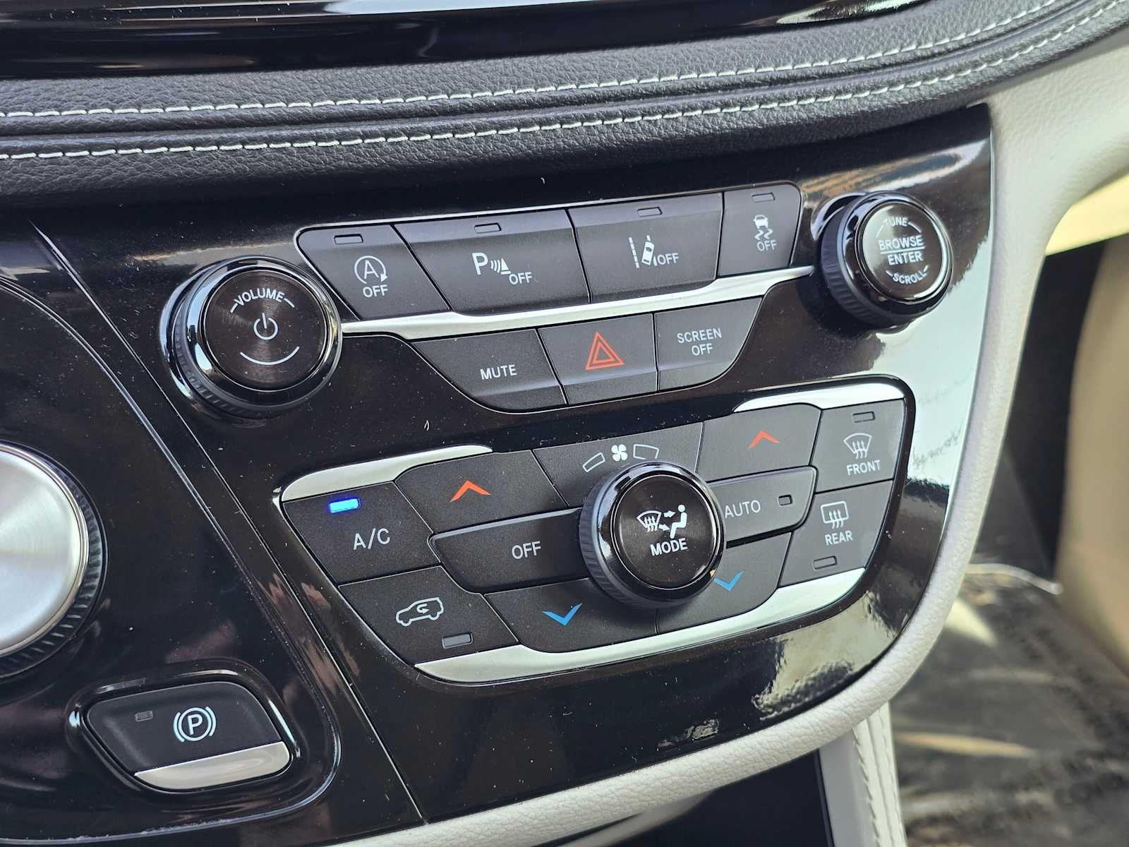 2024 Chrysler Pacifica Limited