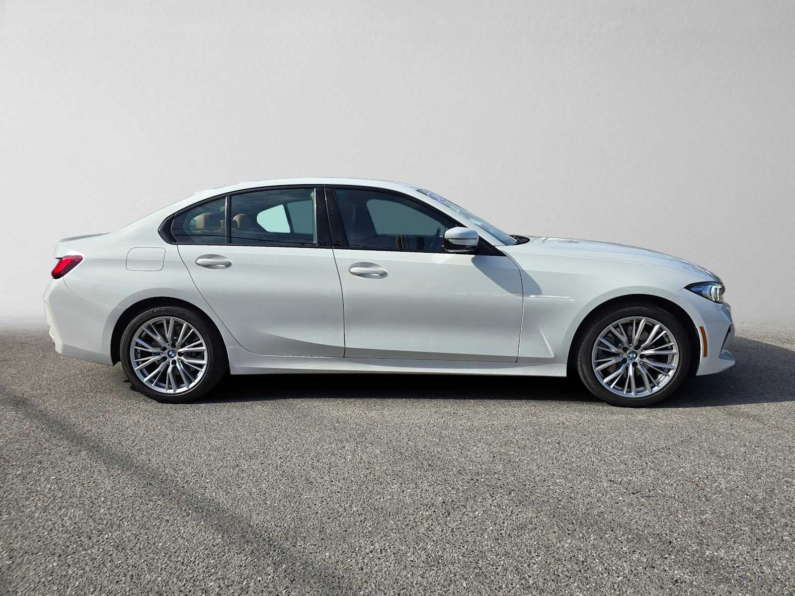 2023 BMW 330i 330i