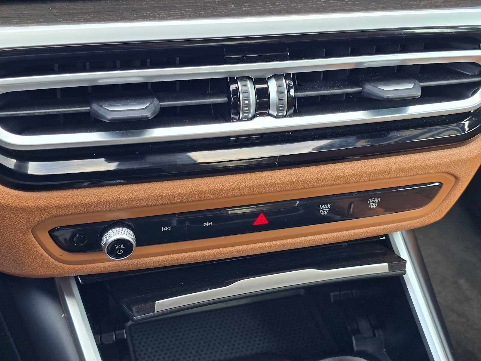 2023 BMW 330i 330i
