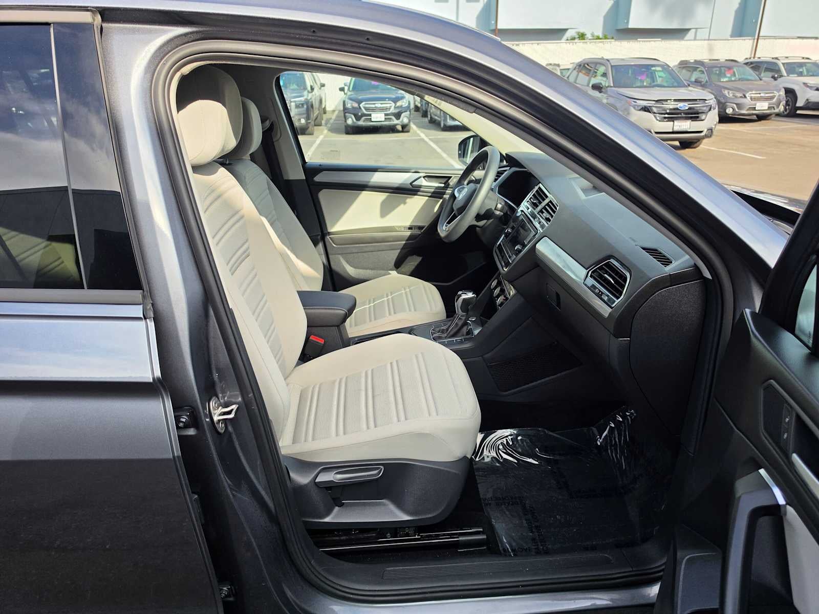 2022 Volkswagen Tiguan S