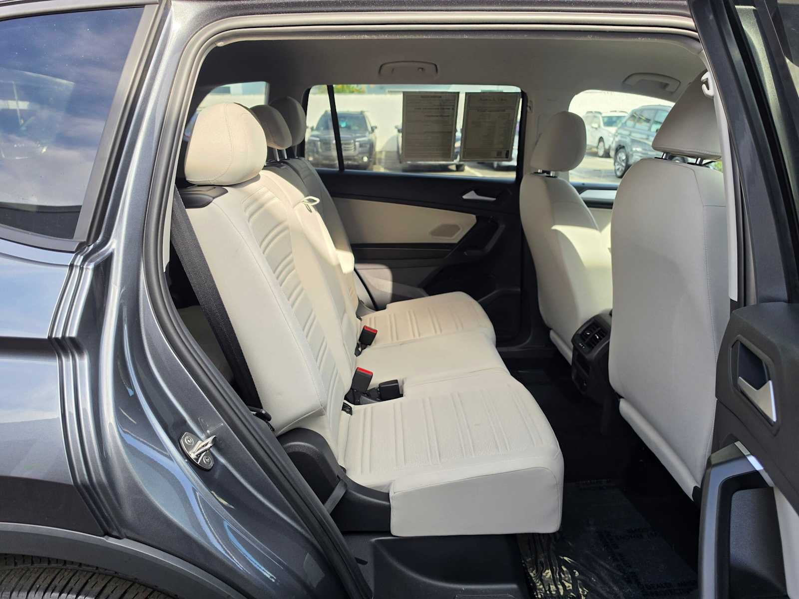 2022 Volkswagen Tiguan S