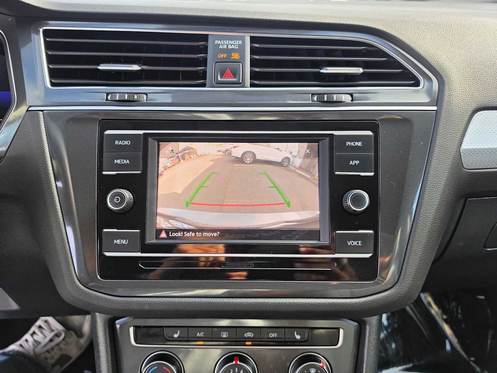 2022 Volkswagen Tiguan S