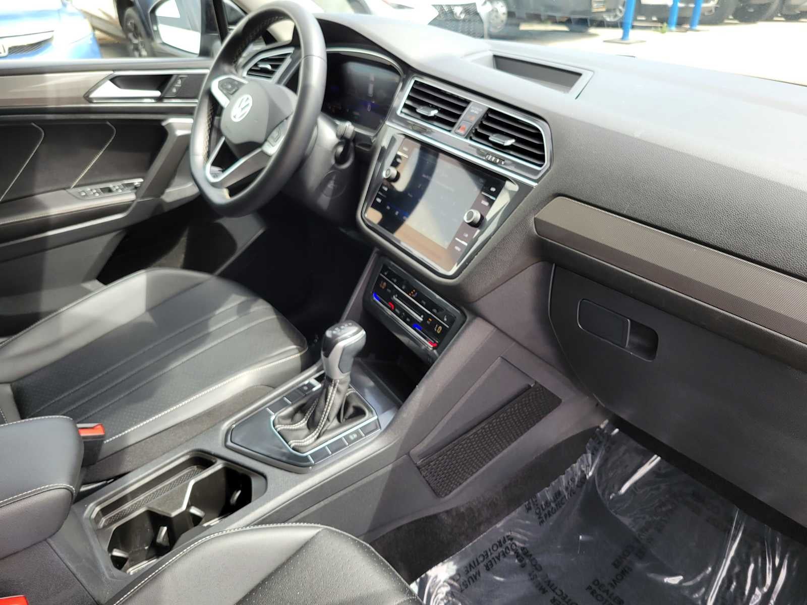 2023 Volkswagen Tiguan SE