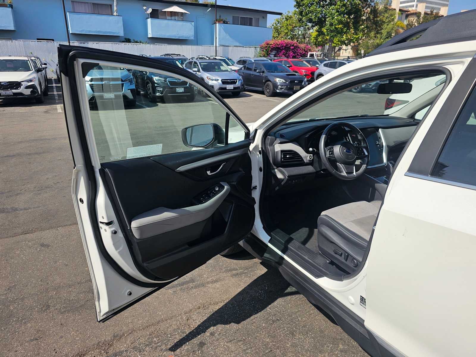 2023 Subaru Outback Premium