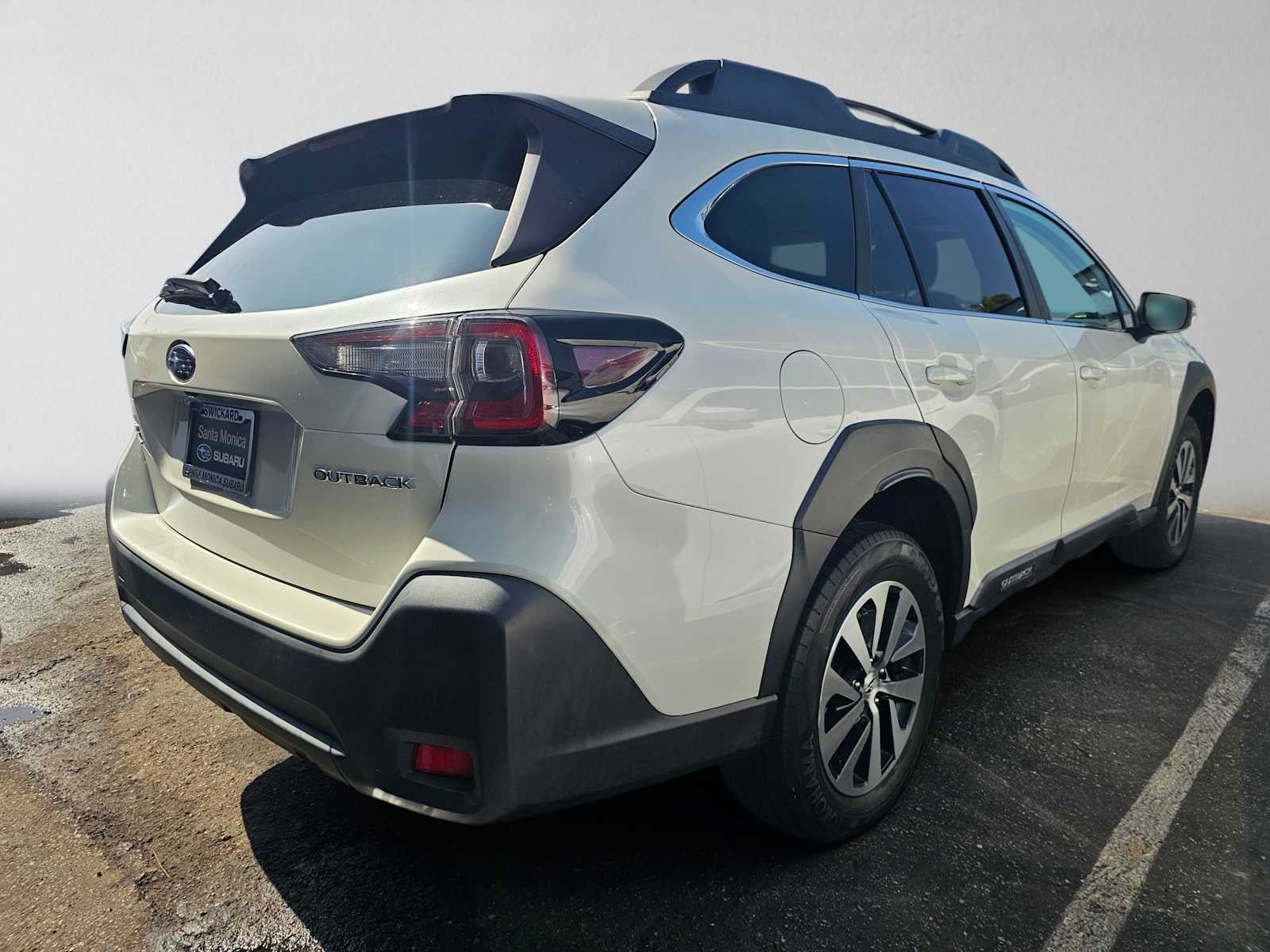 2023 Subaru Outback Premium