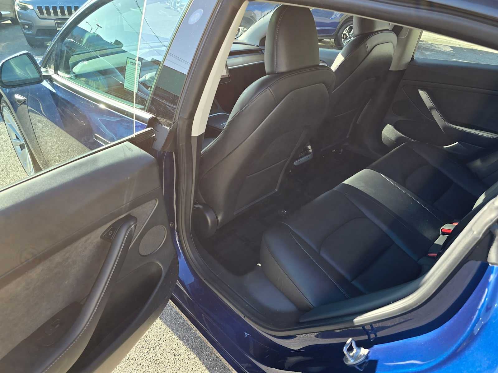 2023 Tesla Model 3 RWD