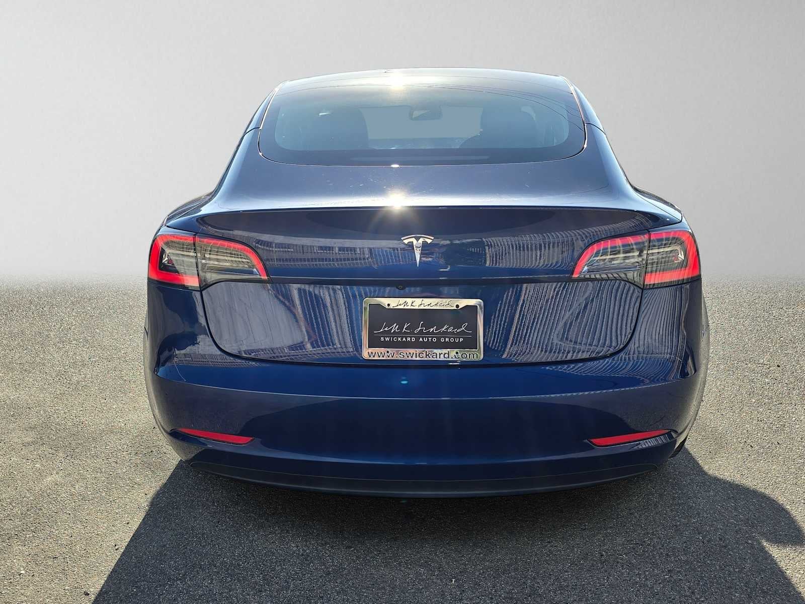 2023 Tesla Model 3 RWD
