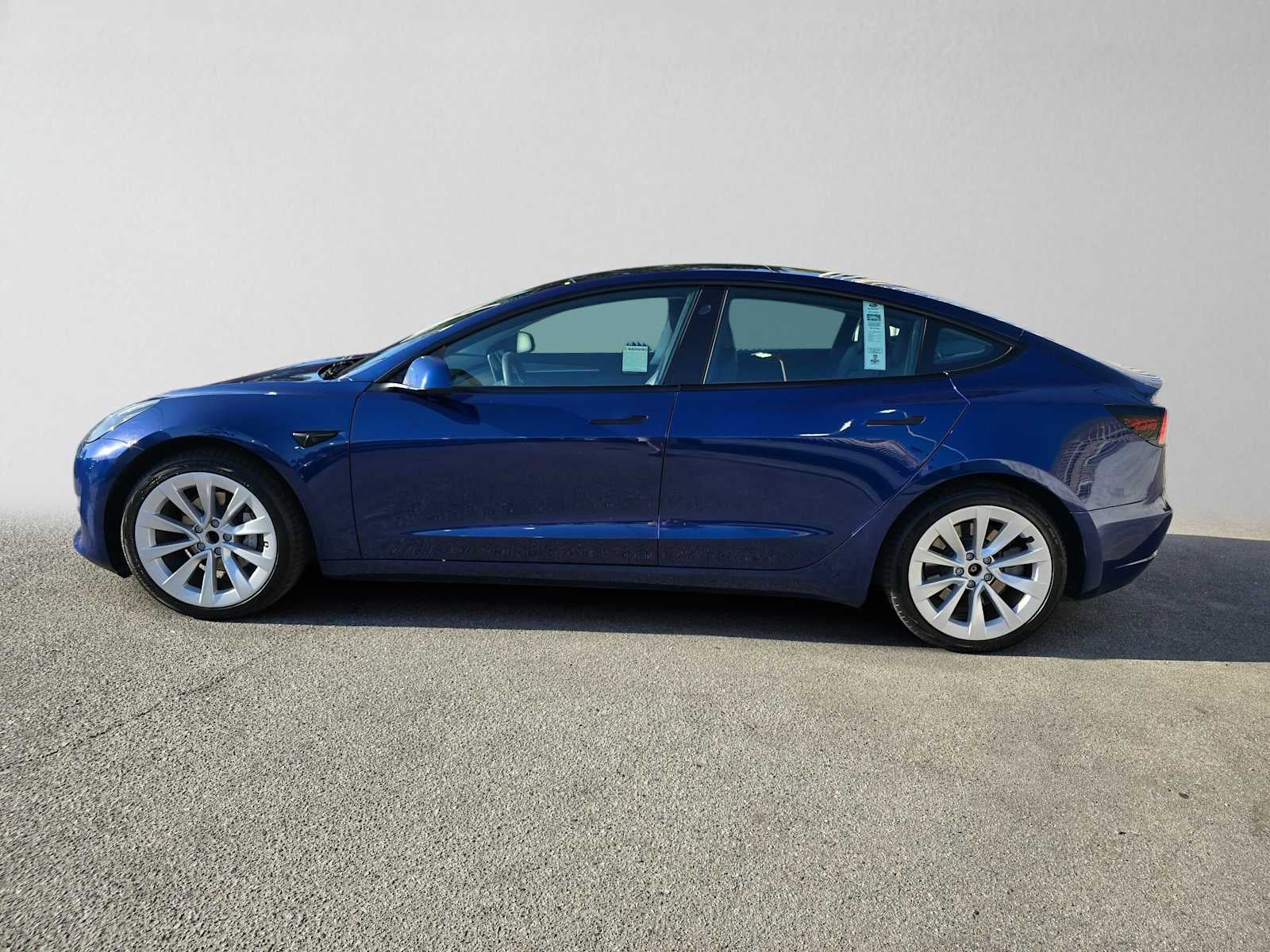 2023 Tesla Model 3 RWD