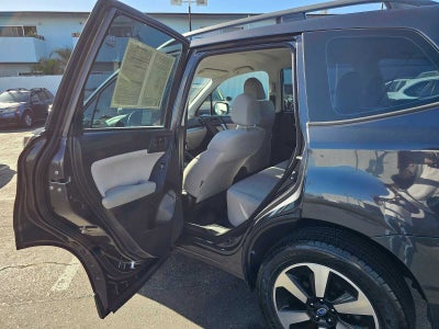 2017 Subaru Forester 2.5i CVT