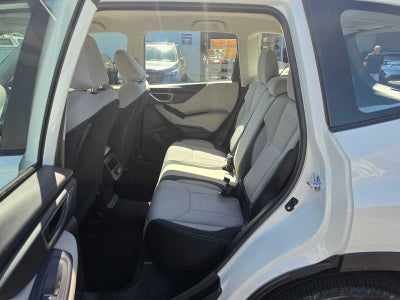 2024 Subaru Forester AWD