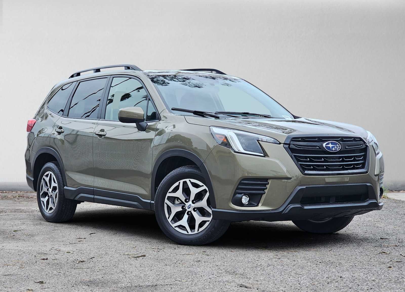 2024 Subaru Forester Premium