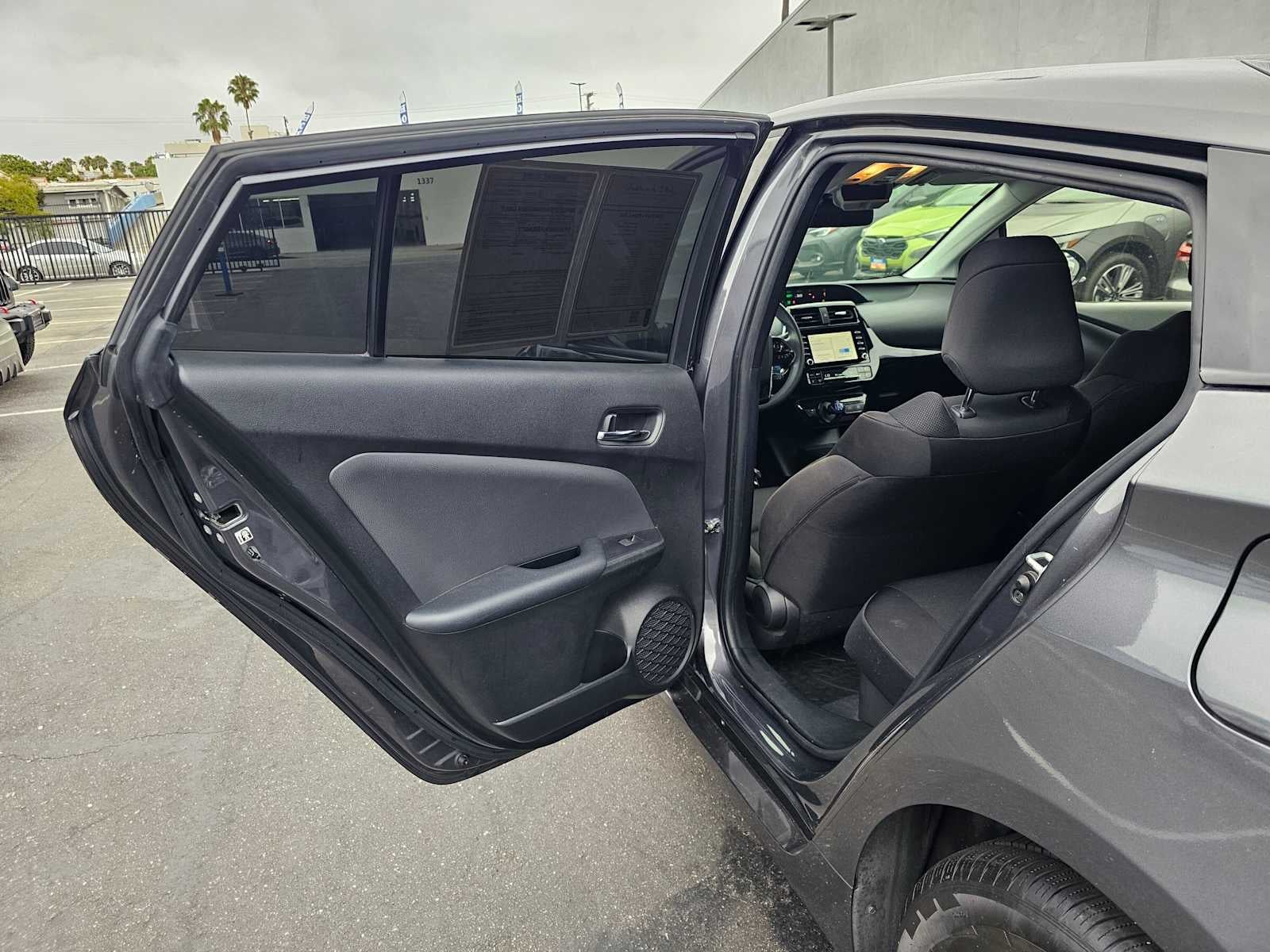 2020 Toyota Prius L Eco