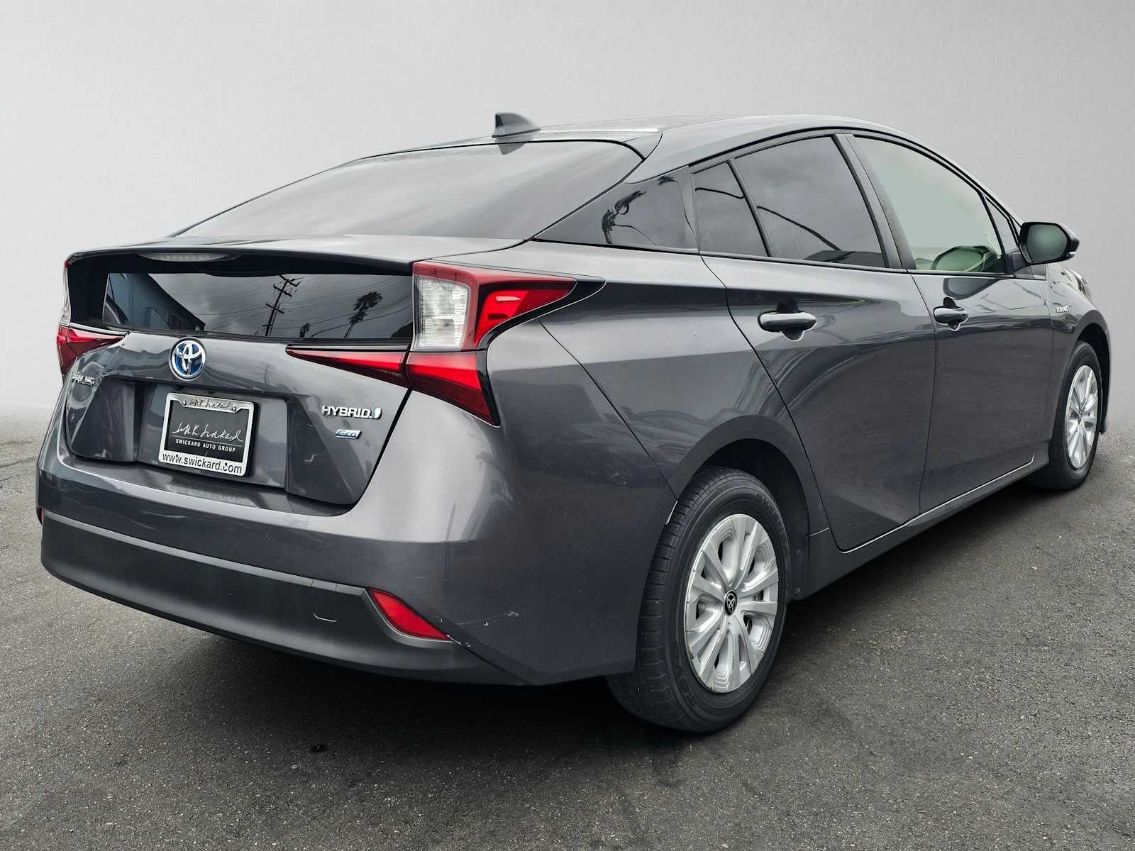2020 Toyota Prius L Eco