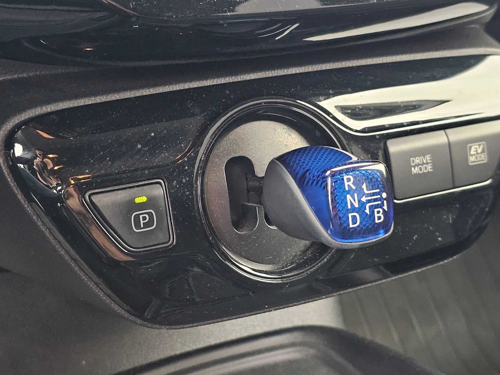 2020 Toyota Prius L Eco