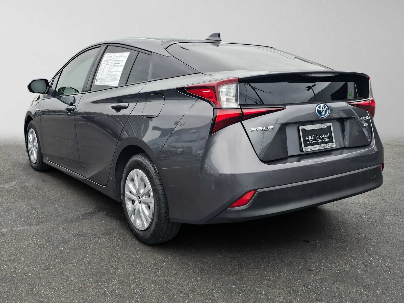 2020 Toyota Prius L Eco