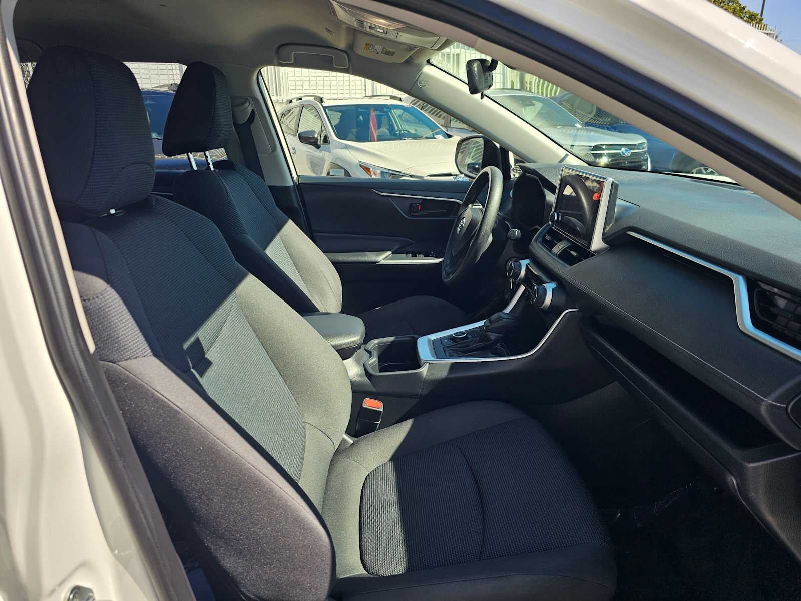 2023 Toyota RAV4 Hybrid LE