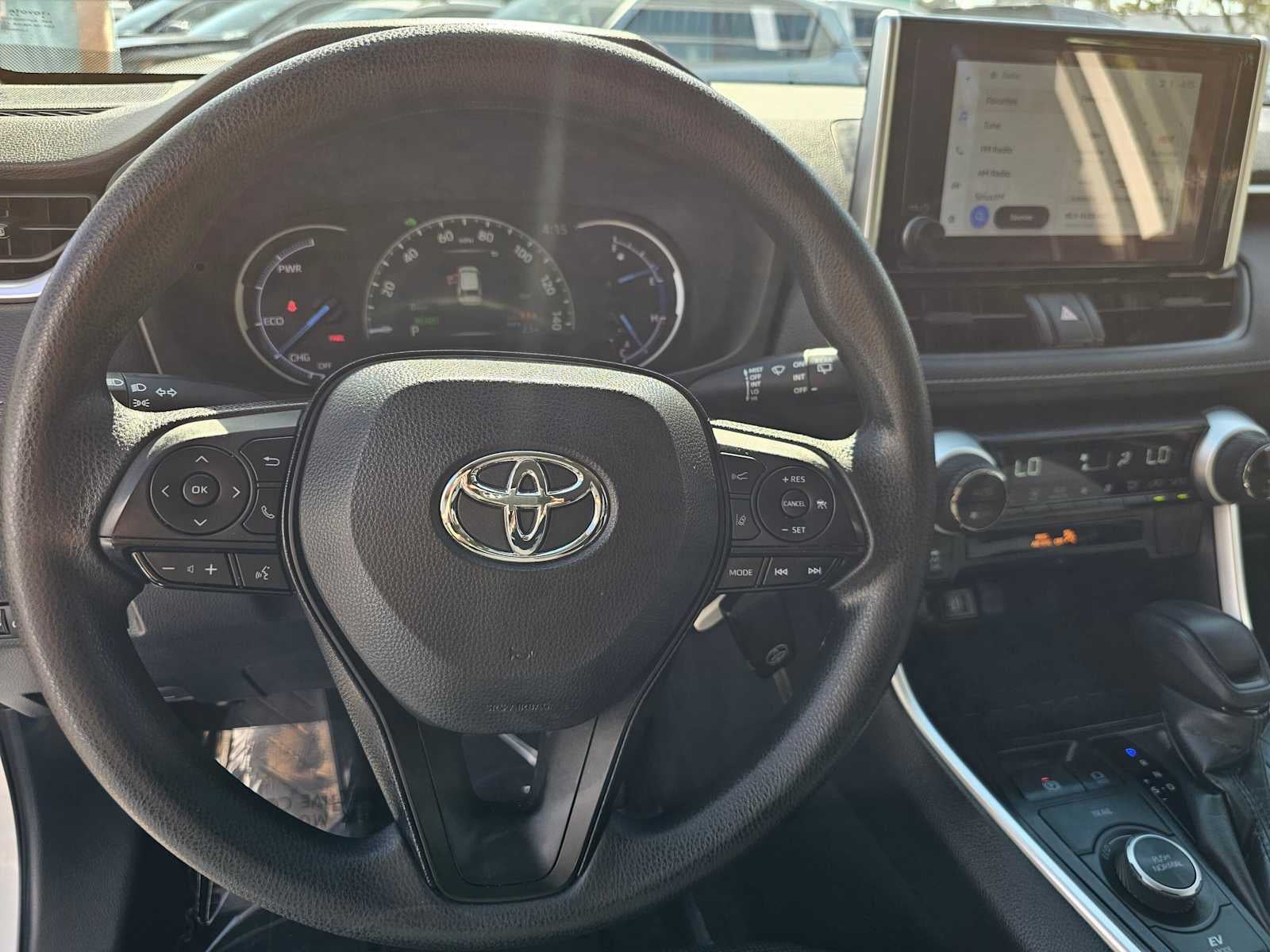 2023 Toyota RAV4 Hybrid LE