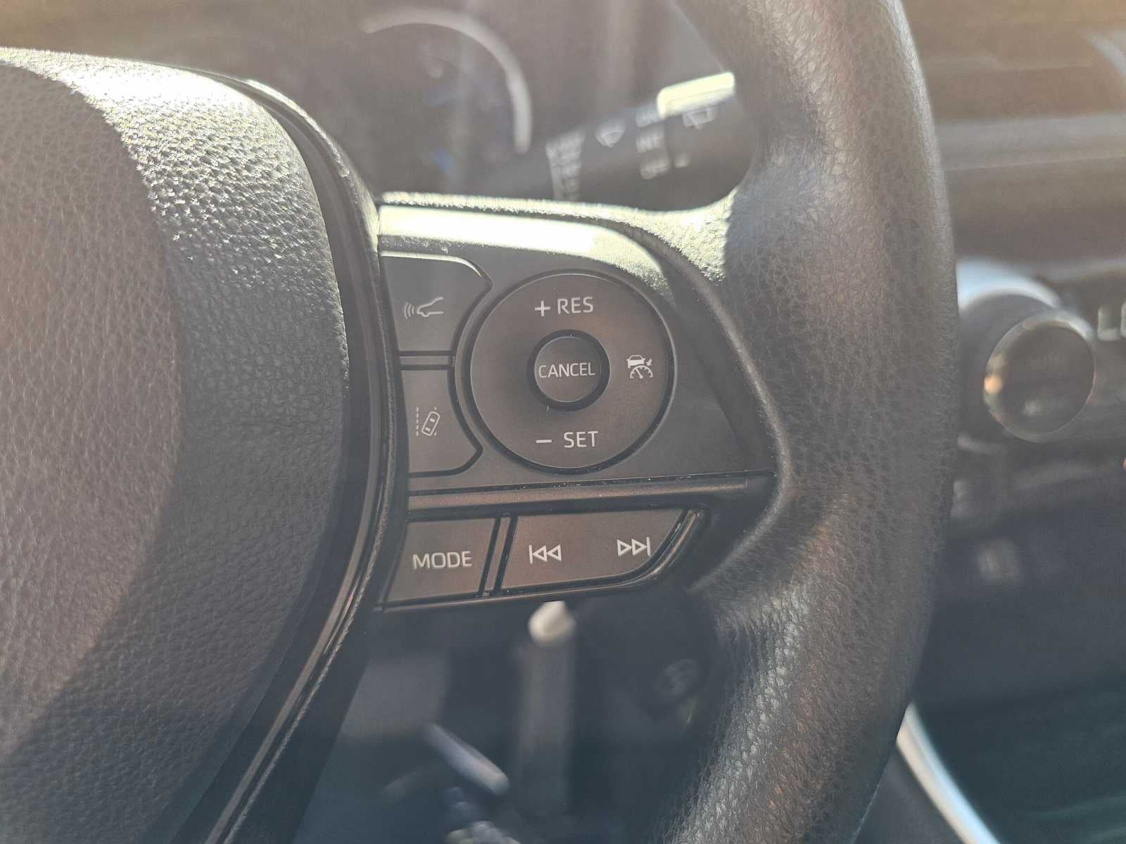 2023 Toyota RAV4 Hybrid LE
