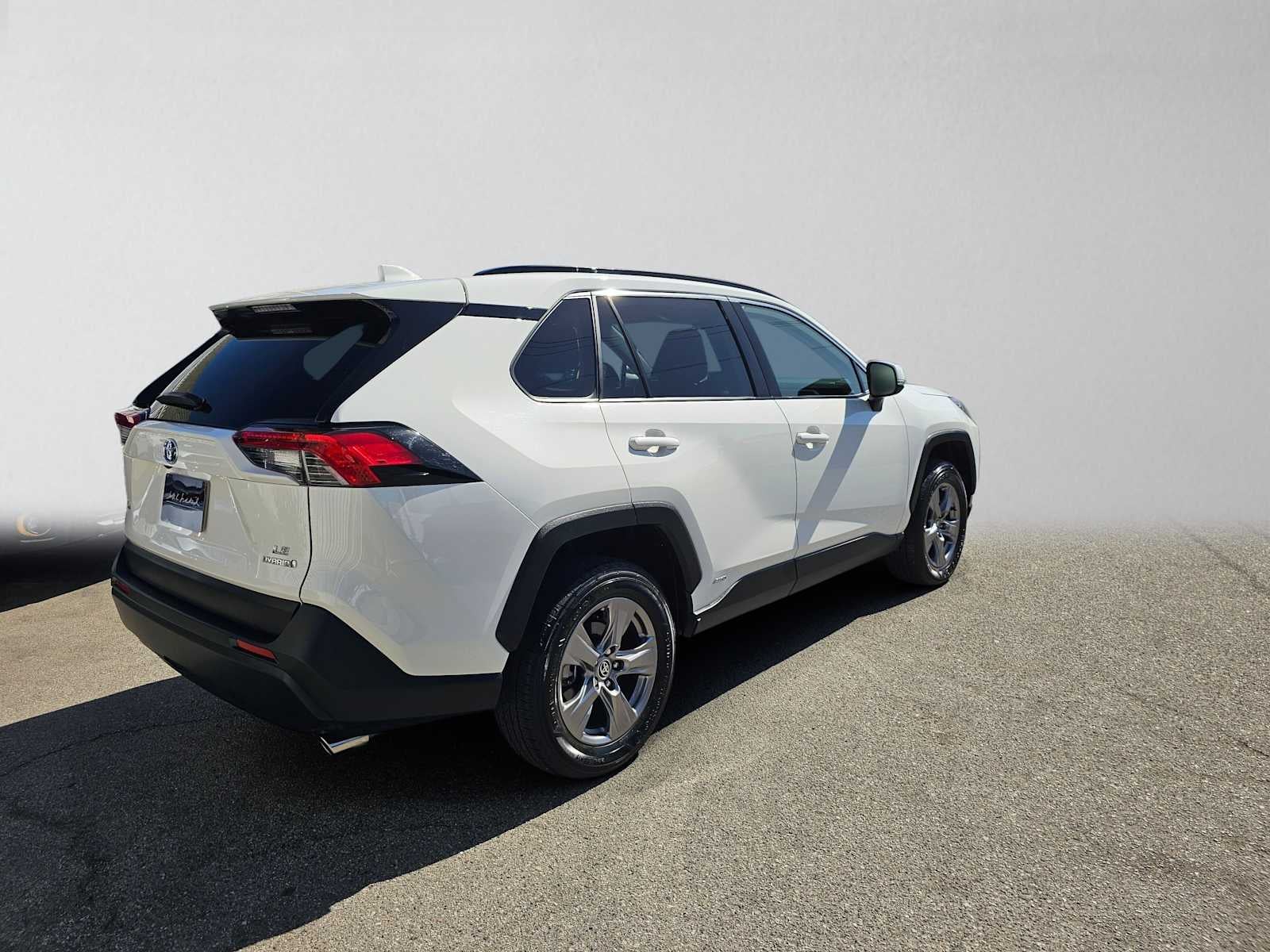 2023 Toyota RAV4 Hybrid LE