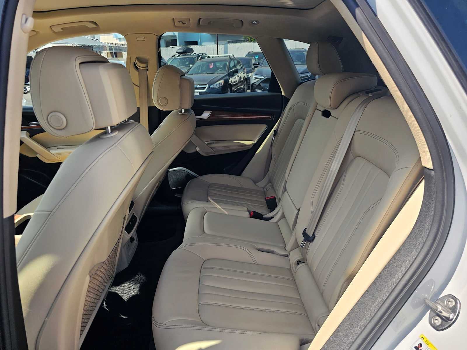 2022 Audi Q5 Premium Plus