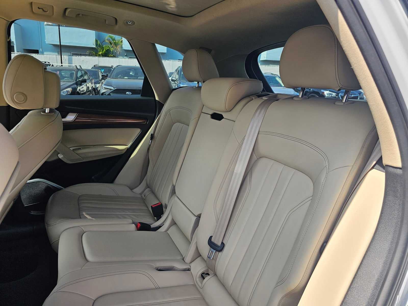 2022 Audi Q5 Premium Plus