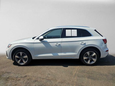 2022 Audi Q5 Premium Plus