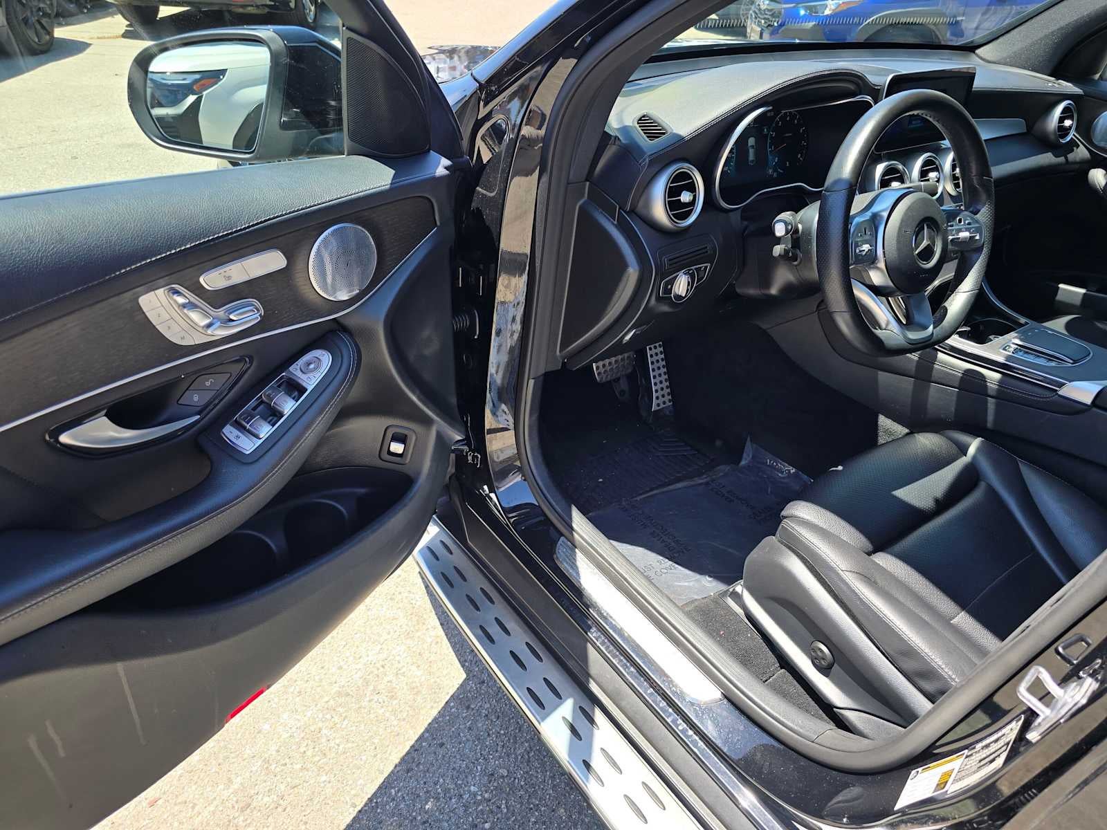 2020 Mercedes-Benz GLC 300 GLC 300
