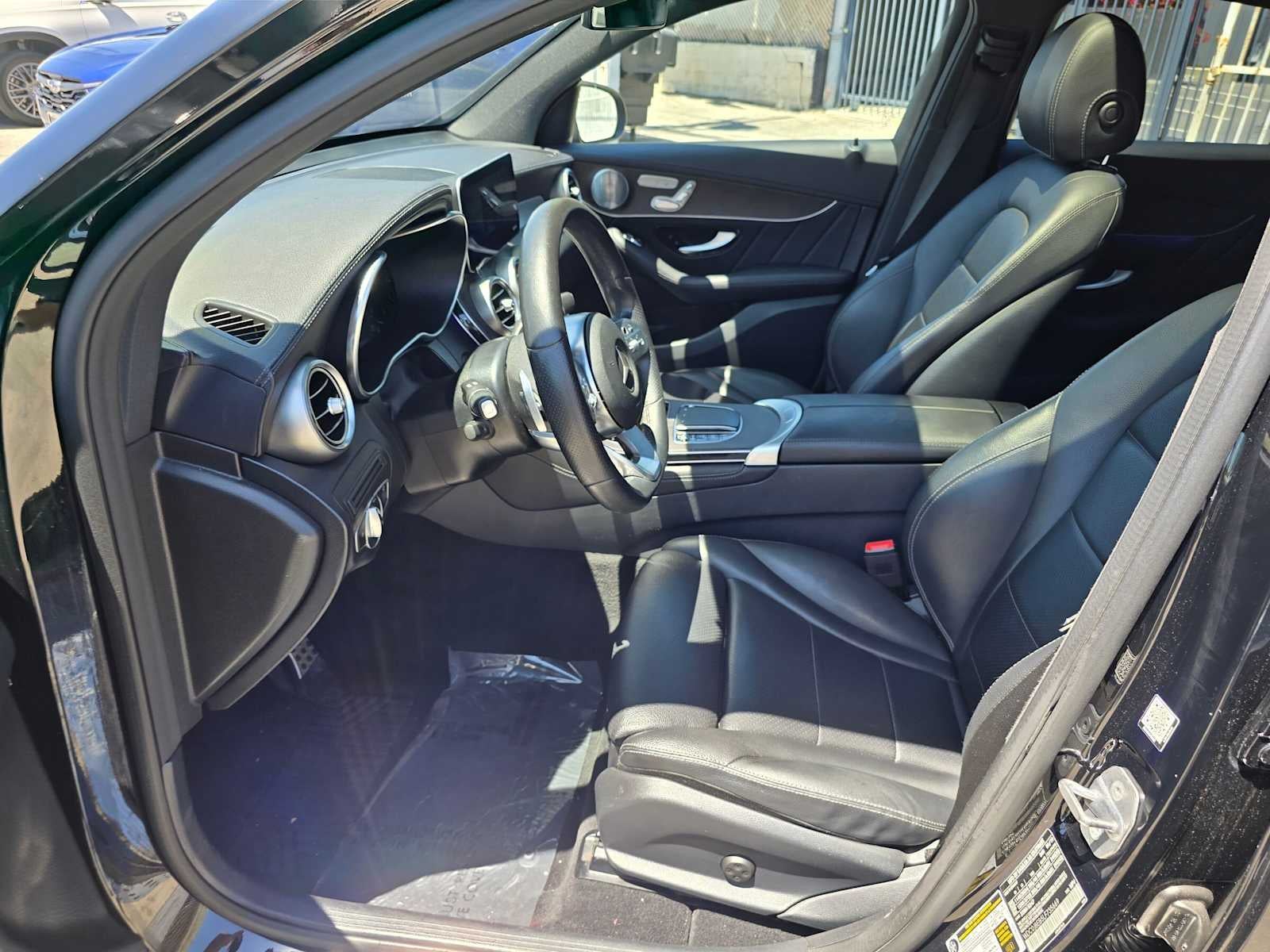 2020 Mercedes-Benz GLC 300 GLC 300